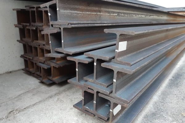 تیرآهن و نوآوری‌های مهندسی